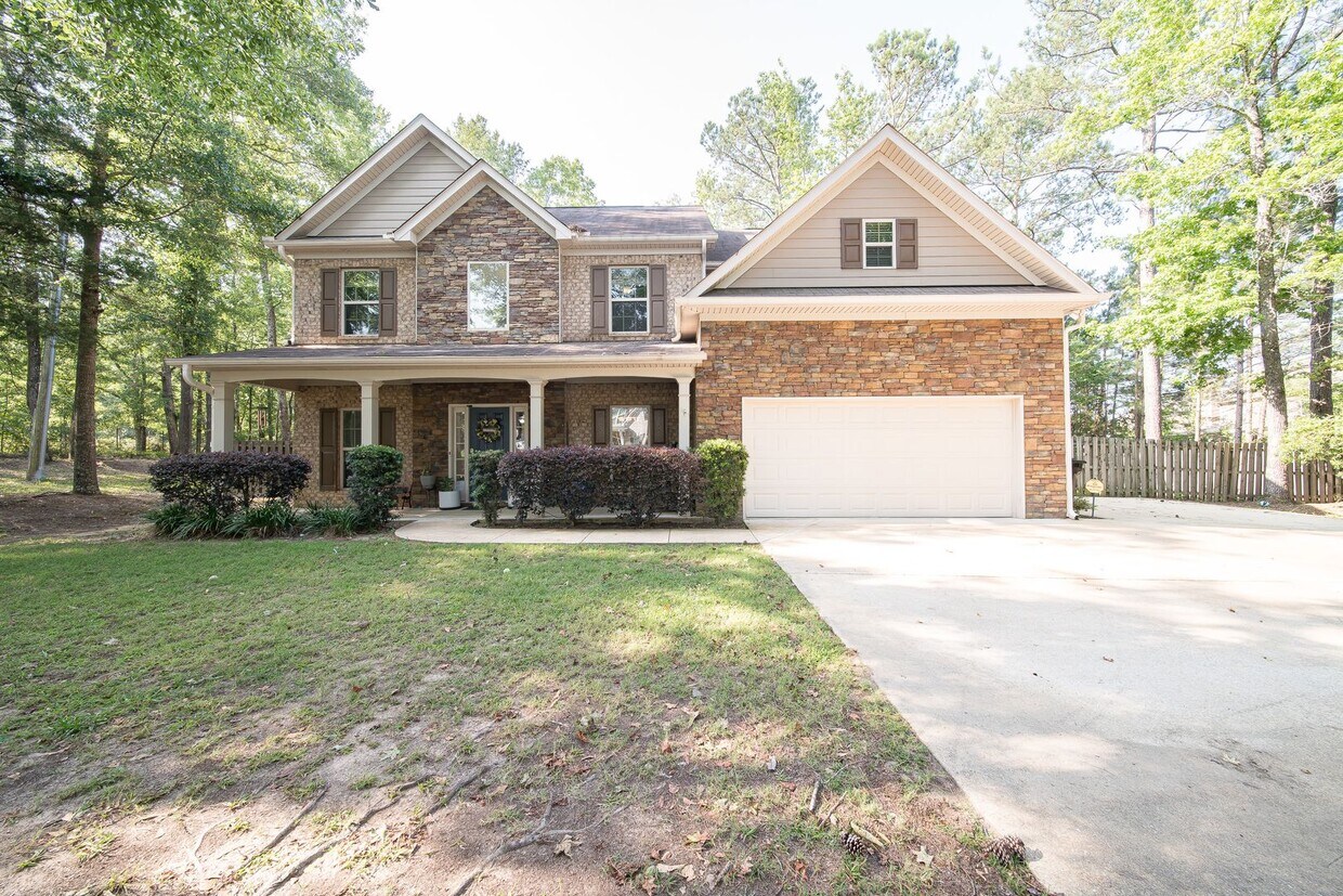 Foto principal - 4 bedroom/3 bath Midland, GA