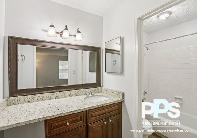 Foto del edificio - 801 Countryside Pl