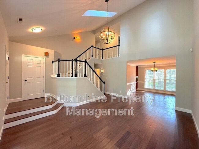 Foto del edificio - 2321 Heathershire Ln