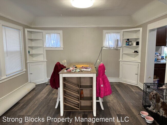 Building Photo - 3 br, 1 bath House - 3853 N 3RD ST