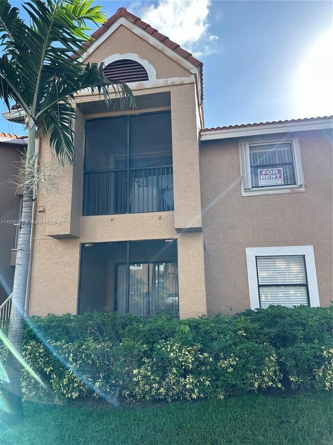 Building Photo - 10441 SW 156th Ct