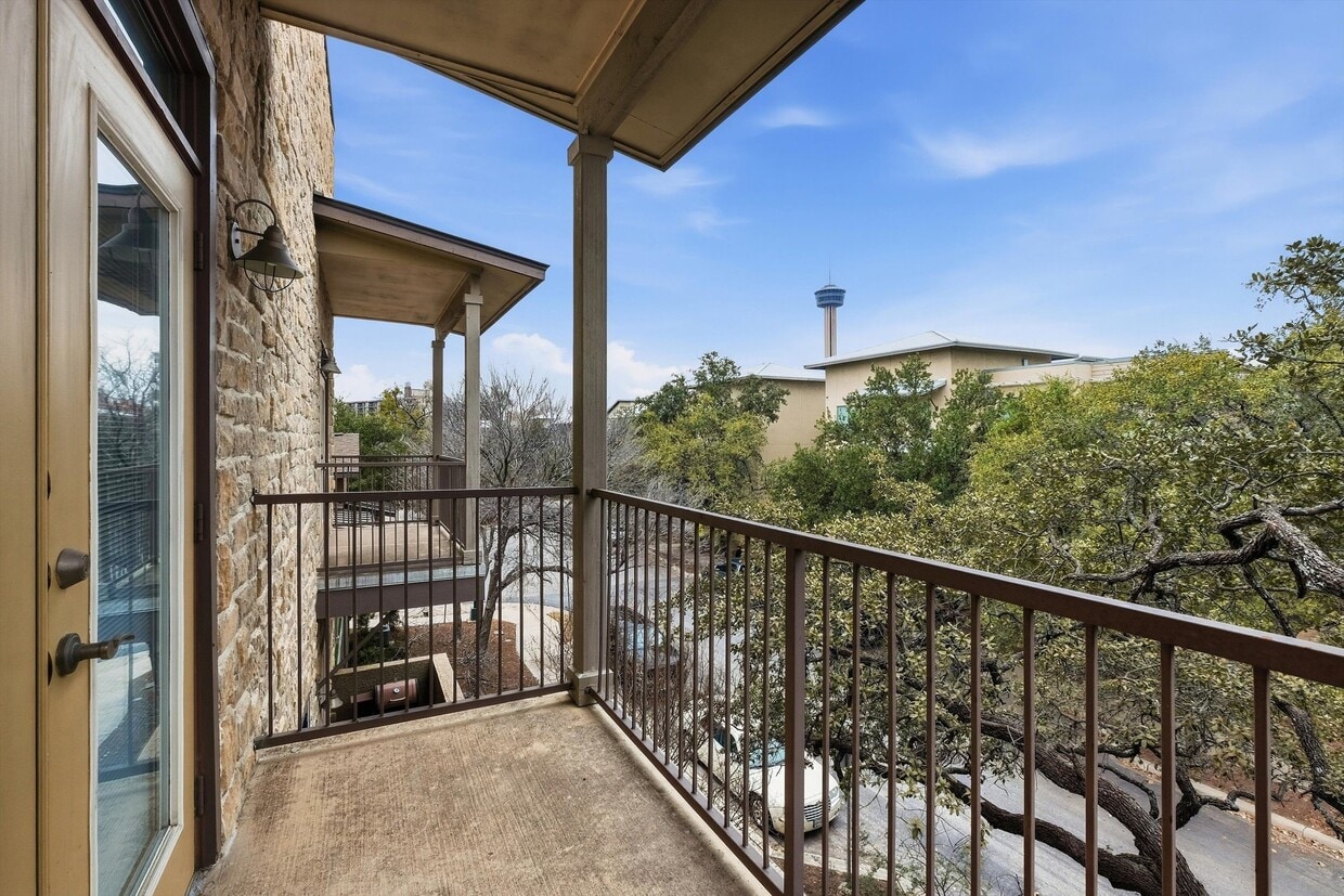 Photo - 508 Refugio St (San Antonio, TX)