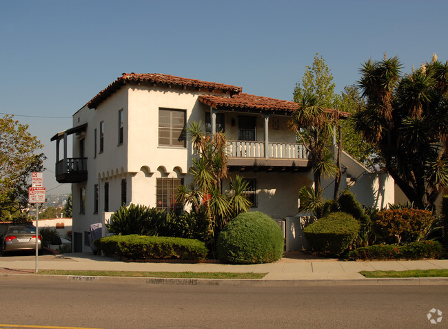 Foto del edificio - 877 Hyperion Ave. Silver Lake