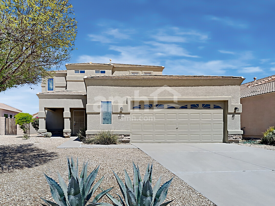 Primary Photo - 10962 W Royal Palm Road