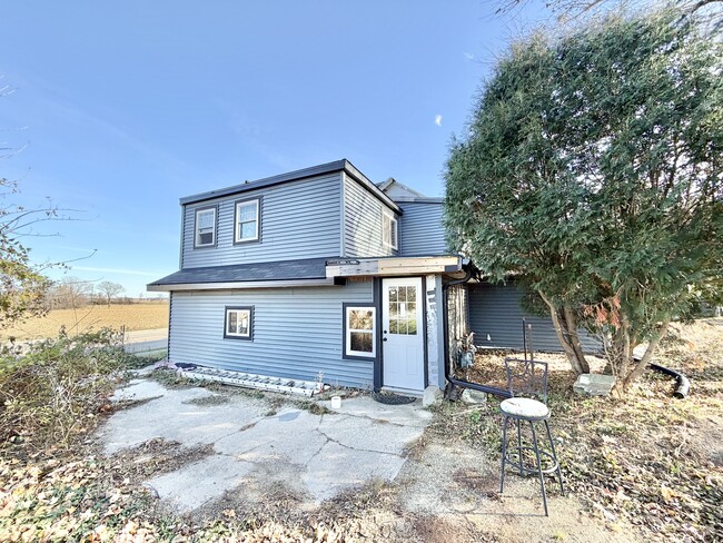 Building Photo - 9188 Old Hwy P