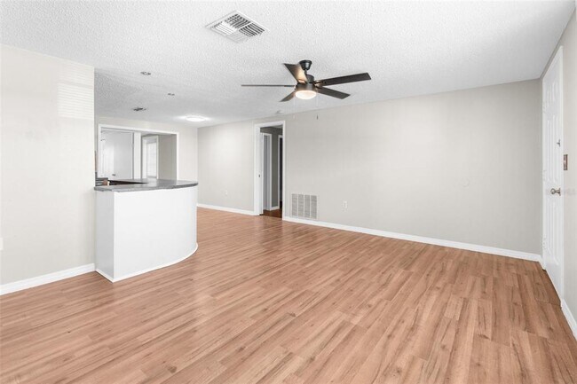 Foto del edificio - 11902 Oceanside Dr