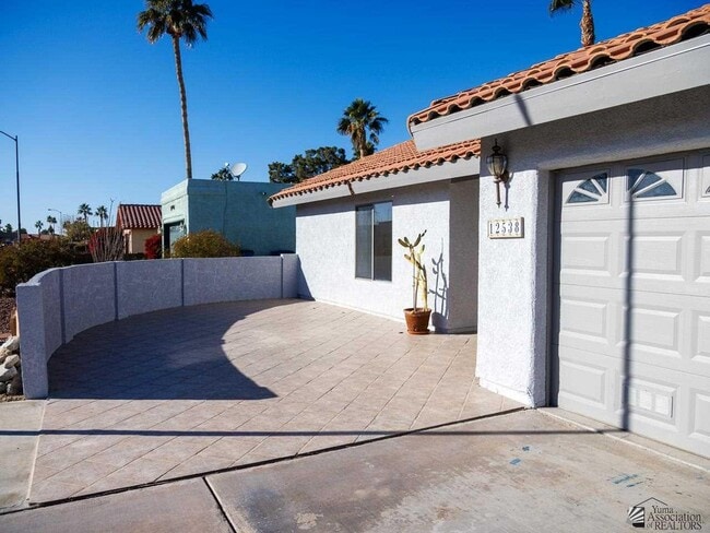 Building Photo - 12538 E Del Rico