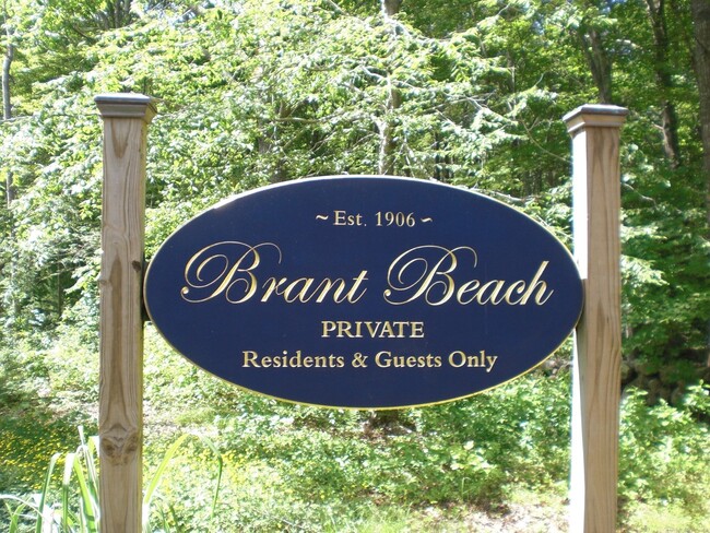 Foto del edificio - 11 Island View Ave