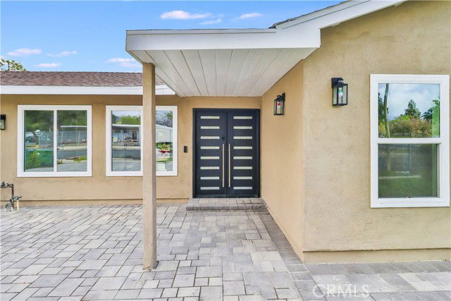 Building Photo - 9752 Laramie Ave