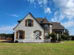 Building Photo - 6480 Anglia Valley Dr