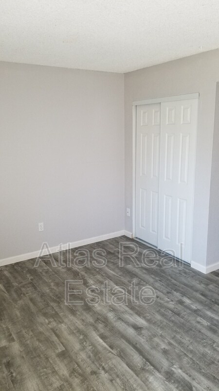 Foto del edificio - 6035 Olde Wadsworth Blvd