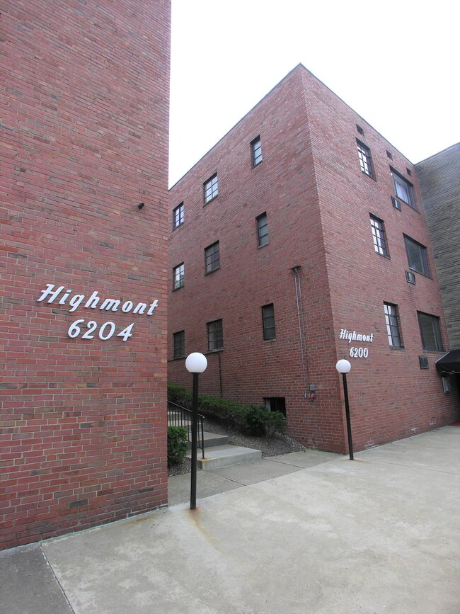 Entrance - Highmont