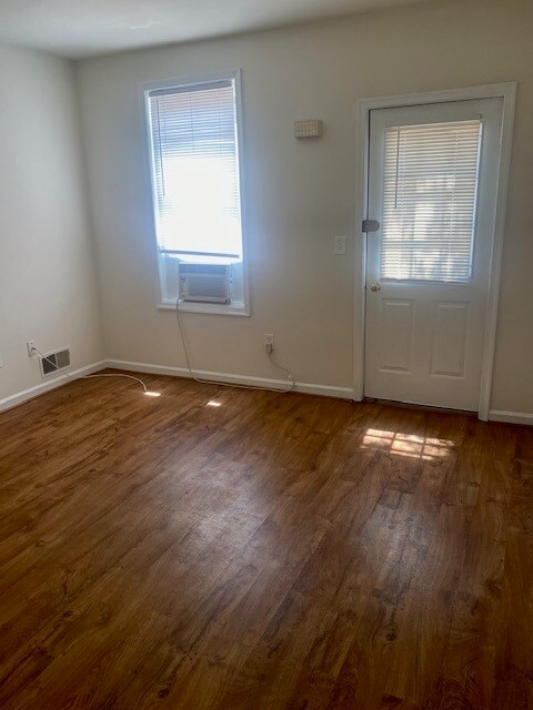 Foto del edificio - 227 N Darlington St