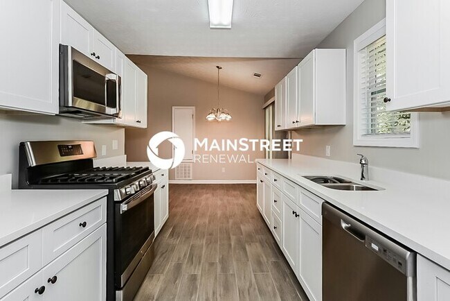 Foto del edificio - 3 Bedroom Pet-Friendly Home in REX, GA with Main Street Renewal
