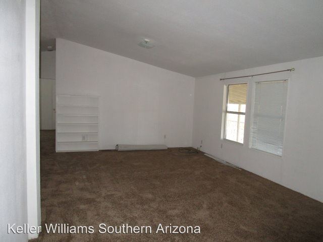 Building Photo - 16513 S Kolb Rd