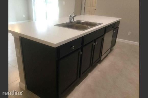 Foto del edificio - 4 br, 2 bath House - 601 SW Sail Ter