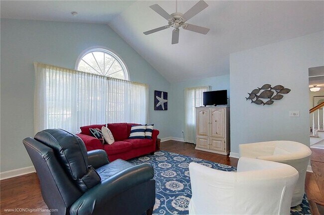 Foto del edificio - 521 Corey Ln