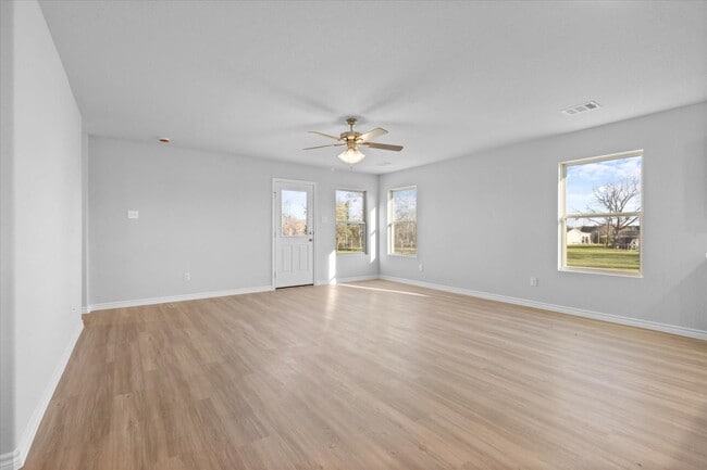 Building Photo - 1102 Riggs St