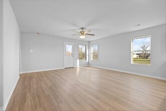 Building Photo - 1102 Riggs St