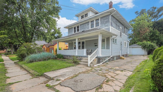 Building Photo - 2116 Lafayette Ave NE