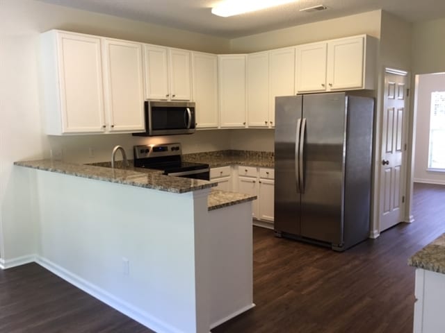 Foto del edificio - 1425 Gemstone Blvd