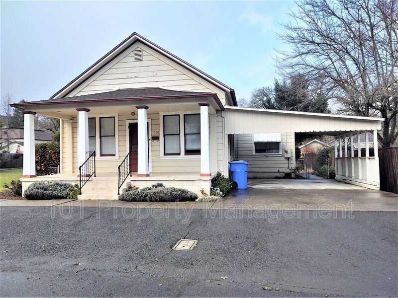 1008 W Church St, Ukiah, CA 95482 House Rental in Ukiah, CA