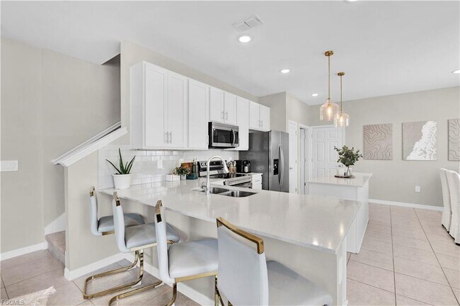 Building Photo - 42826 Pk Vw Dr