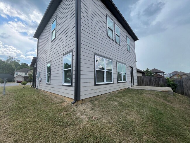 Building Photo - Gorgeous Home for Rent in McCalla... COMING SOON!!!