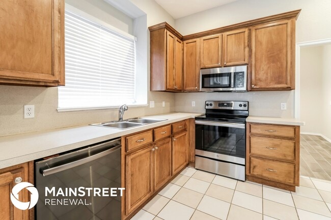 Building Photo - 1125 Oak Creek Dr