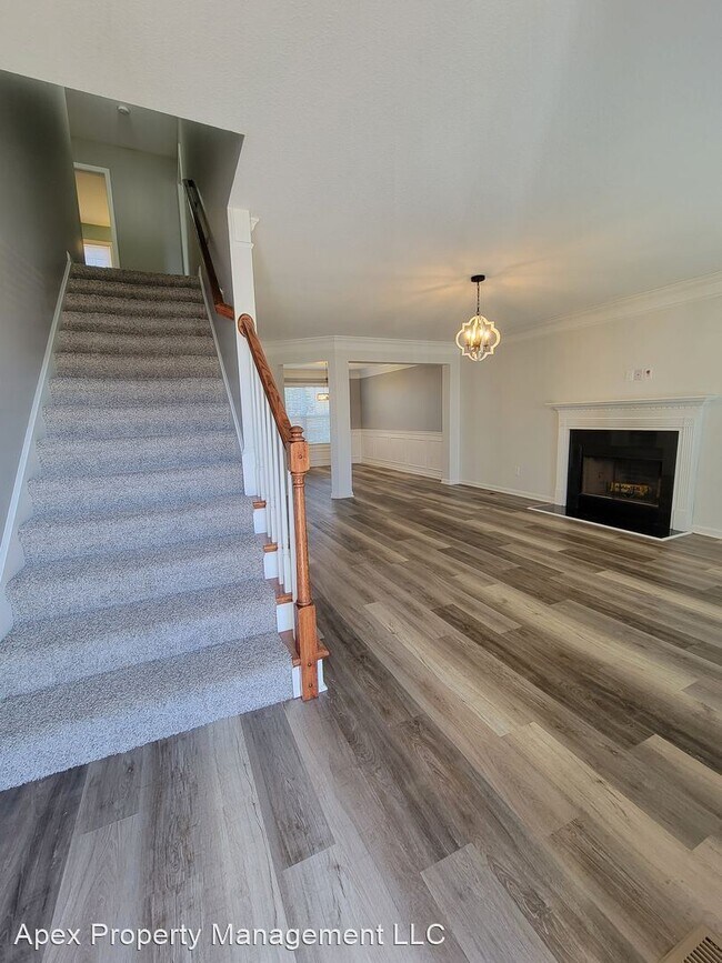 Building Photo - 4 br, 2.5 bath House - 8546 Bowsong Lane