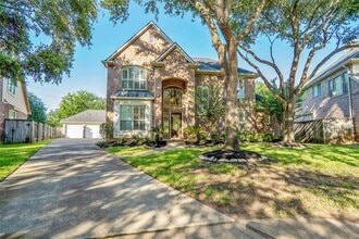 Building Photo - 5534 Chesapeake Pl