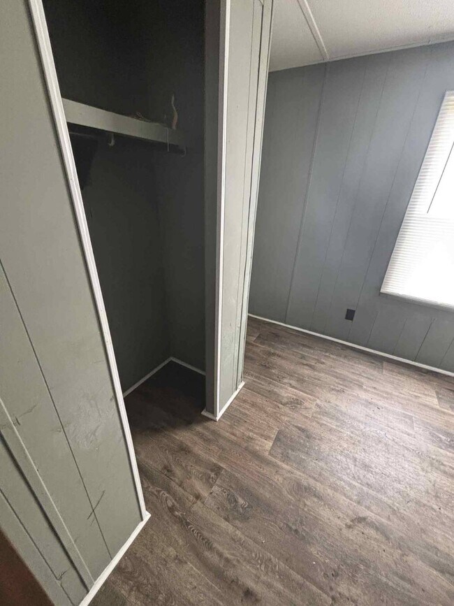 Foto del edificio - 132 Gantt Rd