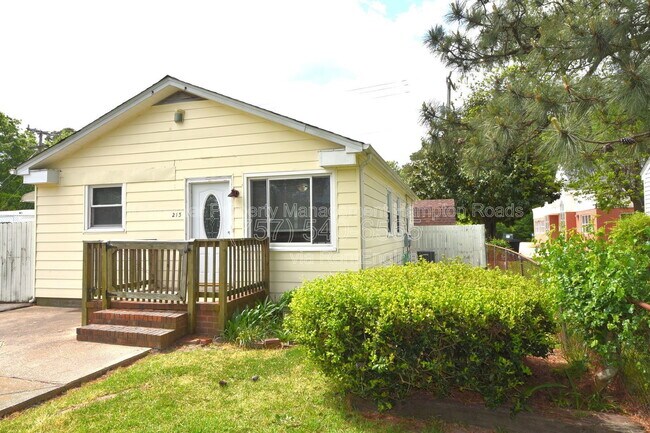 Foto del edificio - 213 Bassett Ave