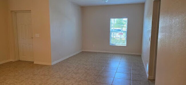 Foto del edificio - 26172 Explorer Rd