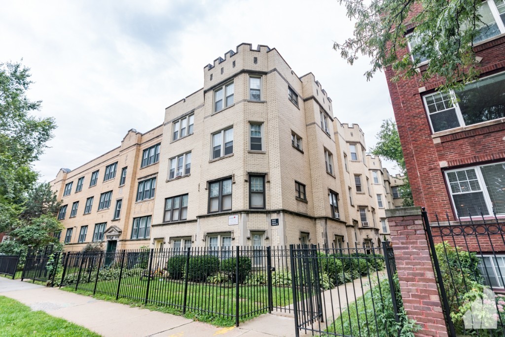 5042 N Wolcott Ave, Chicago, IL 60640 Apartments at 5042 N Wolcott