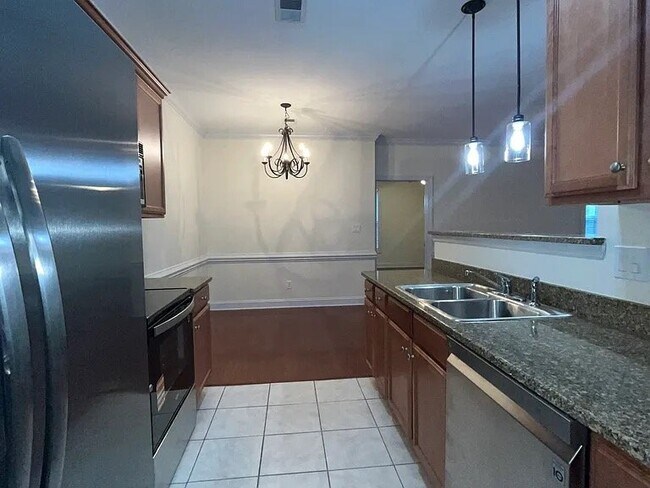 Foto del edificio - 4006 Melvin Dr SW