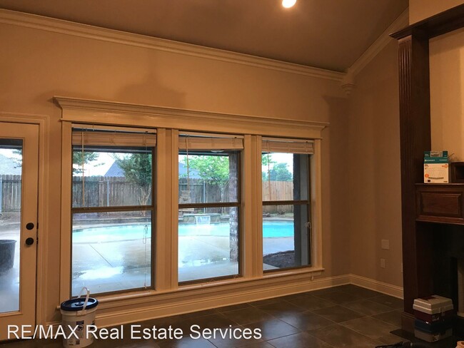 Building Photo - 3 br, 2 bath House - 512 Fox Cove
