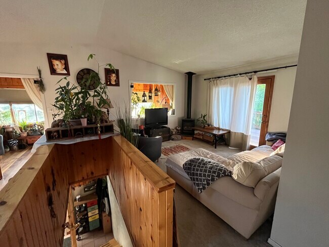 Foto del edificio - 6200 Jackpine Dr