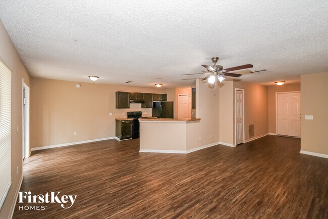 Foto del edificio - 15166 SE 25th Ave