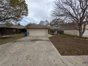 Building Photo - 1666 Lantana Cir