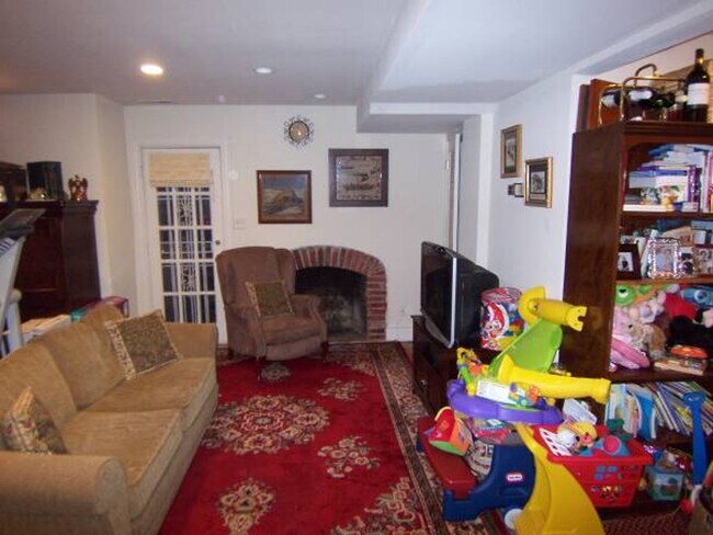 Foto del edificio - 0086 - Liverman/Liverman