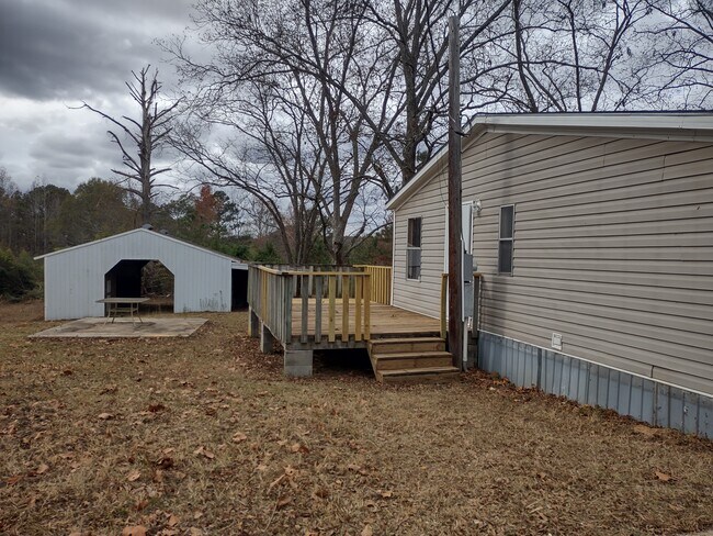 Building Photo - 339 Bright Star Rd