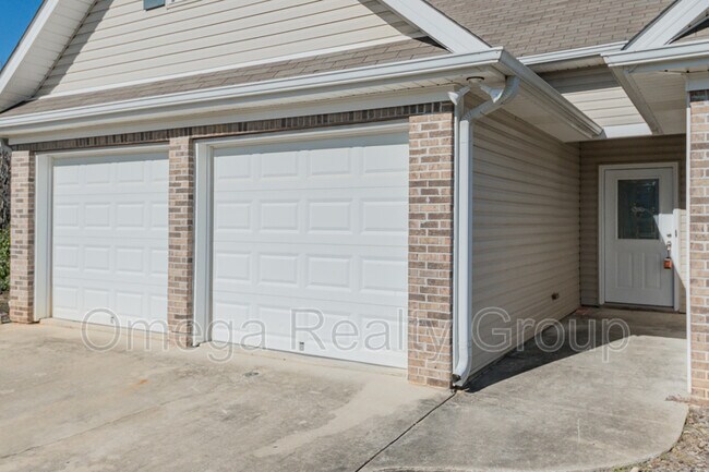 Building Photo - 172 Camden Cove Pkwy