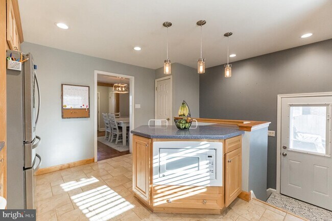 Foto del edificio - 2613 Chinchilla Dr