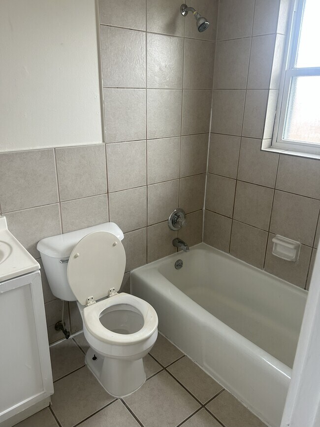 Foto del edificio - Kendall Arms