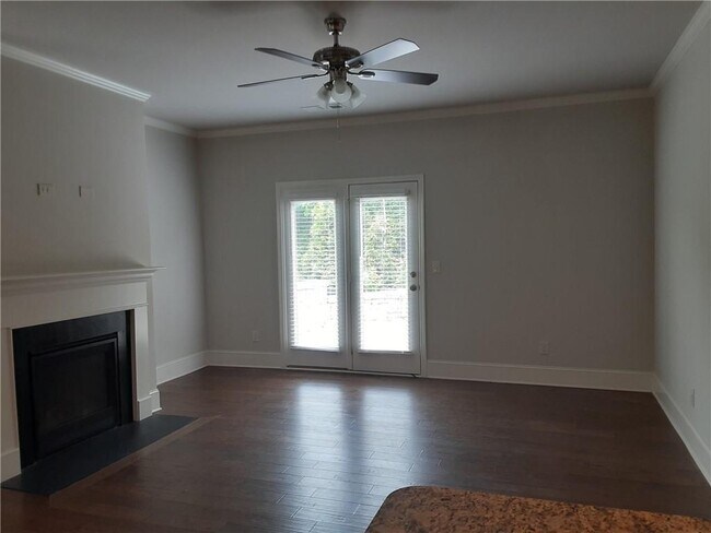 Building Photo - 6512 Crosscreek Ln