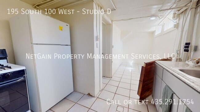 Building Photo - 195 S 100 W