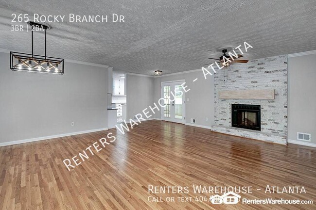 Building Photo - Beautifully renovated 3 bedroom in Ola Sch...