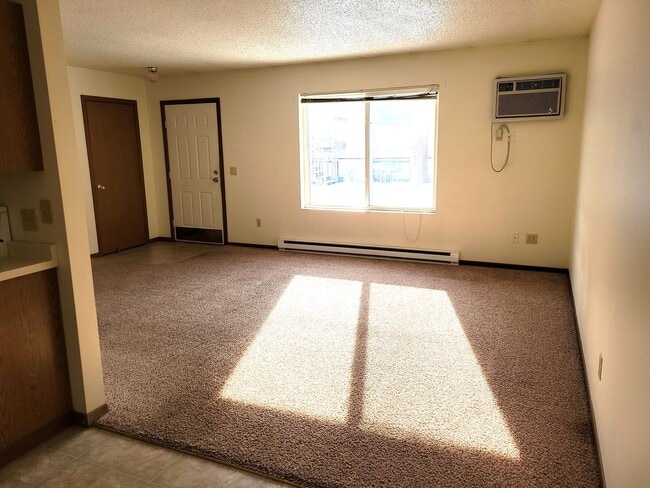 Building Photo - 4704 Speros Ln