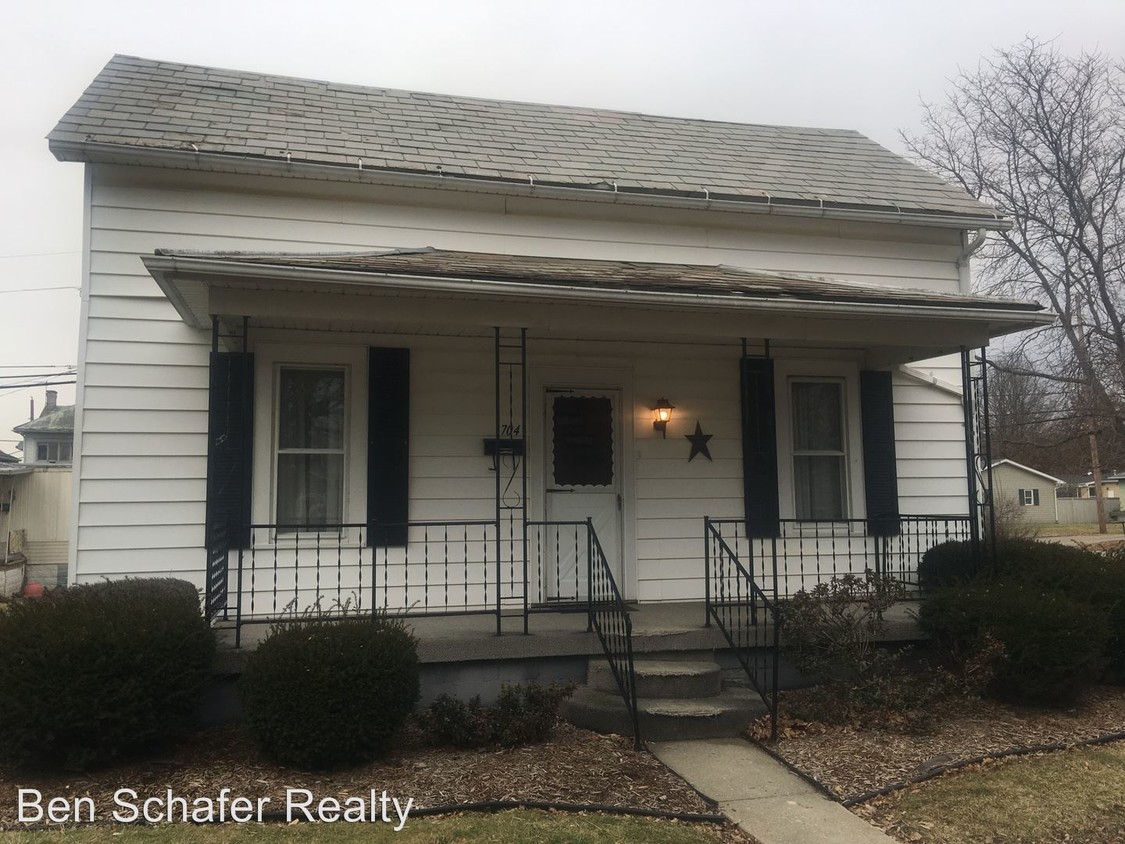 Foto principal - 704 Belford St